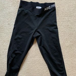 Crop Nike Leggings
